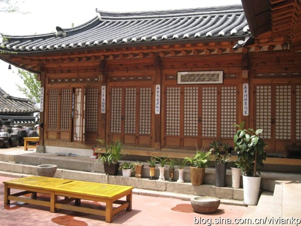 高端拉床,專(zhuān)用機(jī)床,內(nèi)拉床,外拉床,數(shù)控機(jī)床,自動(dòng)化生產(chǎn)線(xiàn),工業(yè)機(jī)器人