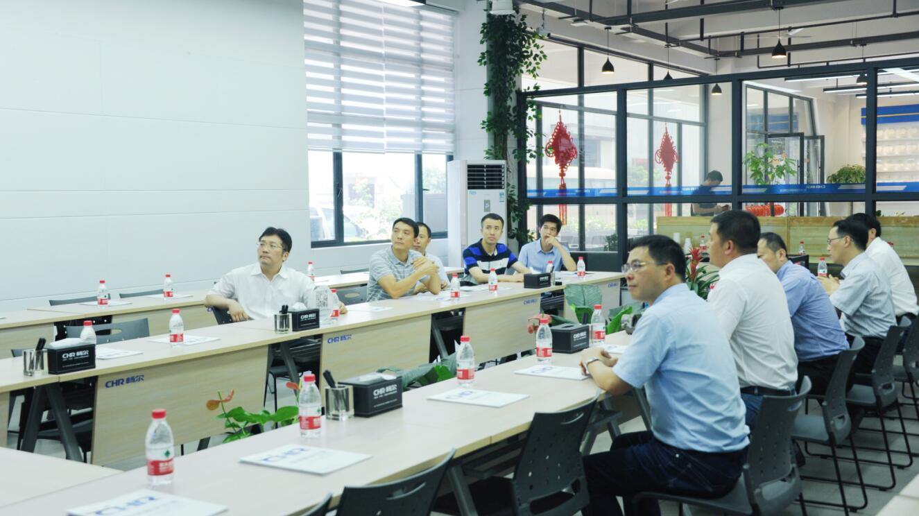 高端拉床,專用機(jī)床,內(nèi)拉床,外拉床,數(shù)控機(jī)床,自動(dòng)化生產(chǎn)線,工業(yè)機(jī)器人,拉床,拉刀,自動(dòng)化