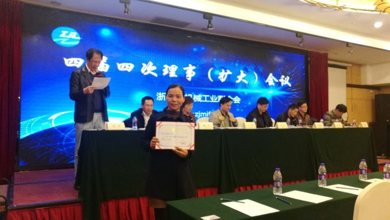 高端拉床,專用機床,內拉床,外拉床,數(shù)控機床,自動化生產線,工業(yè)機器人,拉床,拉刀,自動化