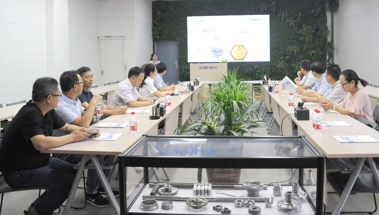 高端拉床,專用機(jī)床,內(nèi)拉床,外拉床,數(shù)控機(jī)床,自動(dòng)化生產(chǎn)線,工業(yè)機(jī)器人,拉床,拉刀,自動(dòng)化