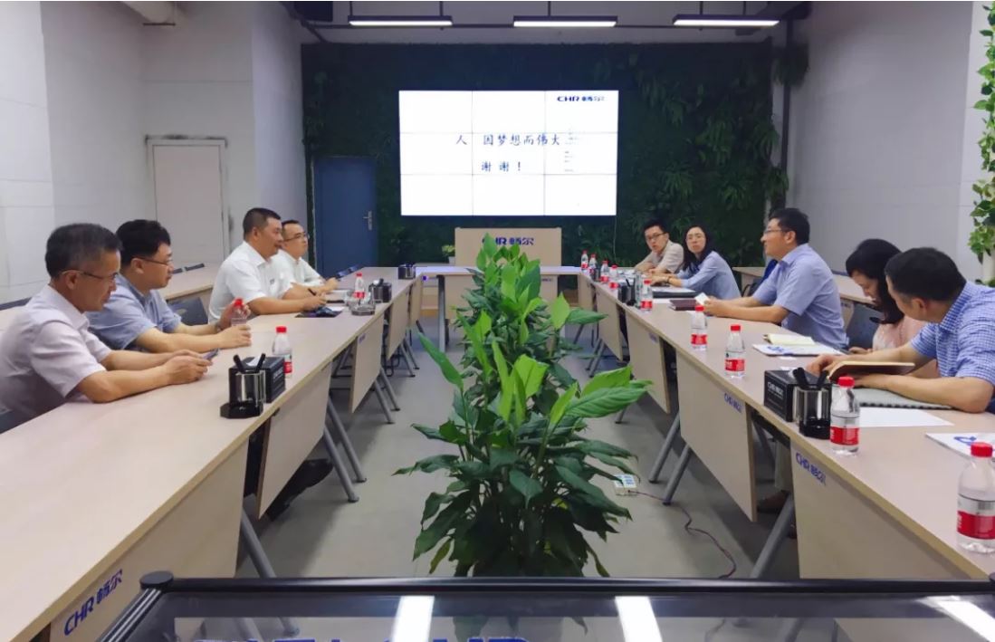 高端拉床,專用機床,內拉床,外拉床,數控機床,自動化生產線,工業(yè)機器人,拉床,拉刀,自動化