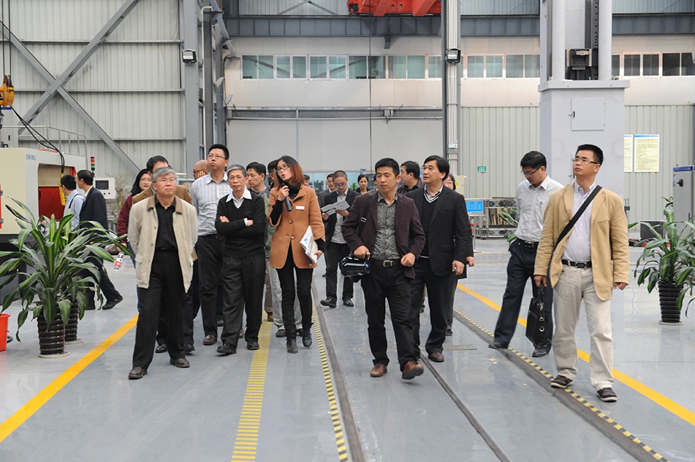 高端拉床,專用機床,內(nèi)拉床,外拉床,數(shù)控機床,自動化生產(chǎn)線,工業(yè)機器人,拉床,拉刀,自動化