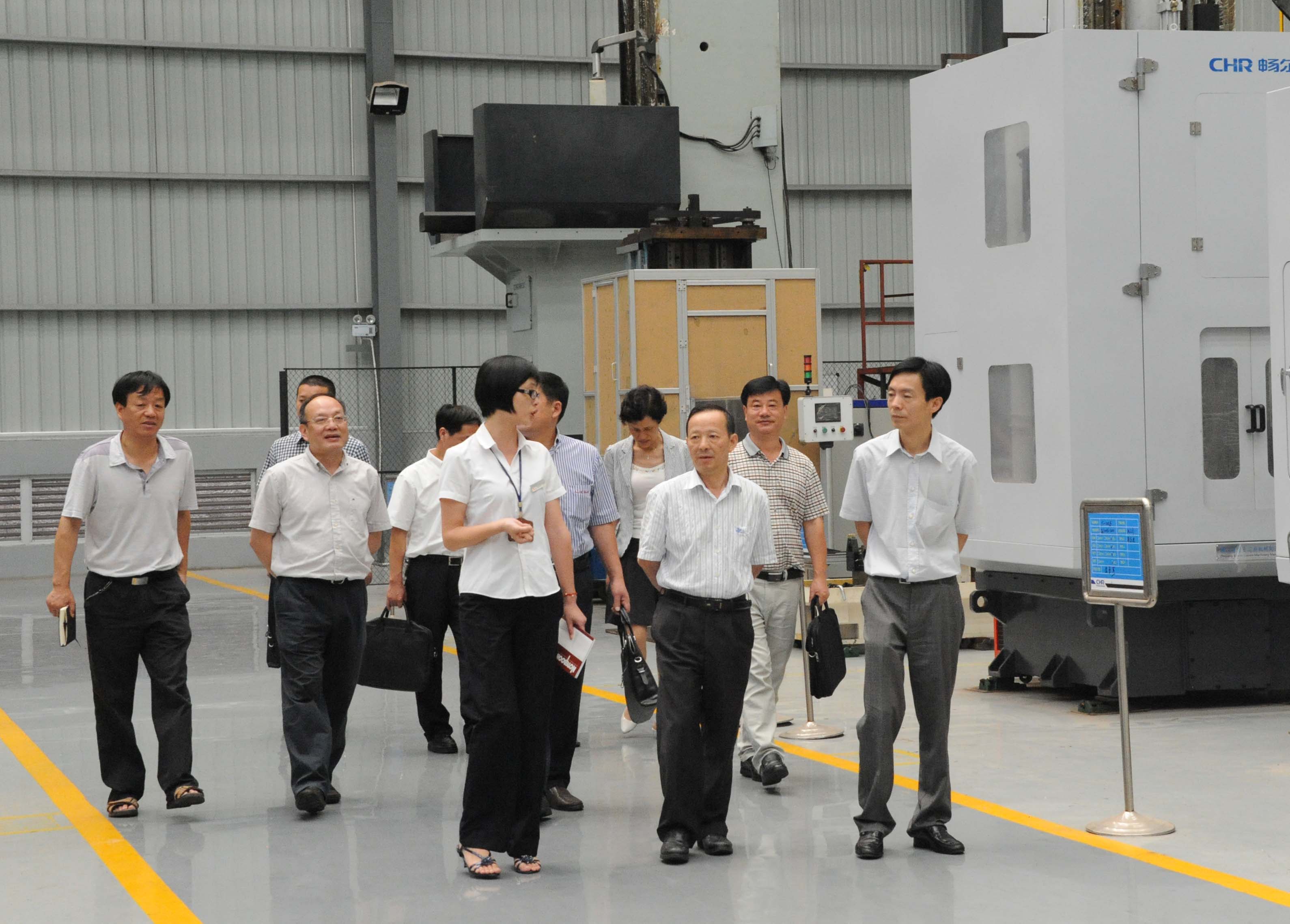 高端拉床,專用機床,內拉床,外拉床,數(shù)控機床,自動化生產線,工業(yè)機器人,拉床,拉刀,自動化