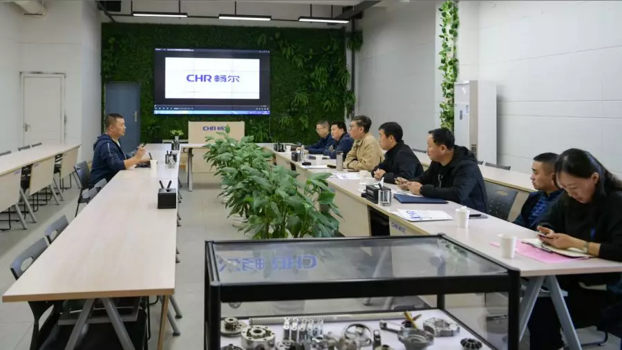 高端拉床,專用機床,內拉床,外拉床,數控機床,自動化生產線,工業(yè)機器人,拉床,拉刀,自動化