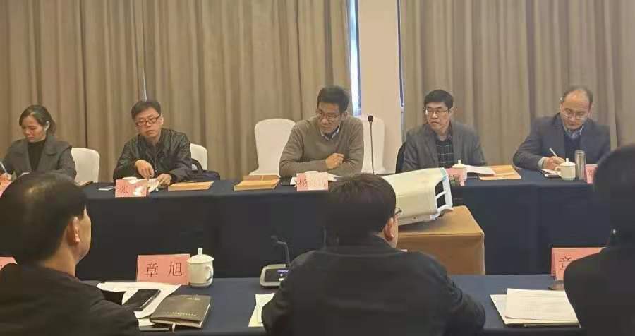 拉床,拉刀,自動化,高端拉床,專用機床,內拉床,外拉床,數(shù)控機床,自動化生產線,工業(yè)機器人