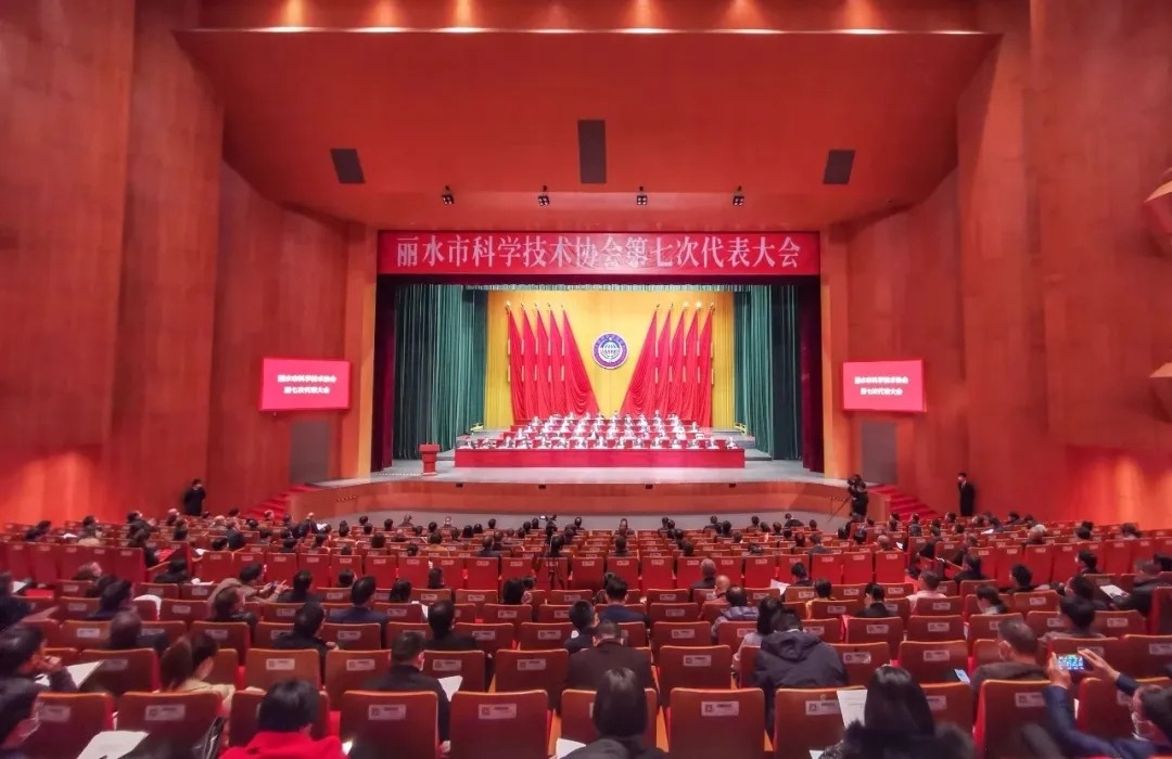 拉床,拉刀,自動化,高端拉床,專用機床,內拉床,外拉床,數控機床,自動化生產線,工業(yè)機器人