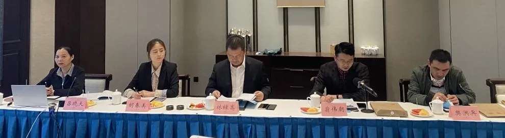拉床,拉刀,自動化,高端拉床,專用機(jī)床,內(nèi)拉床,外拉床,數(shù)控機(jī)床,自動化生產(chǎn)線,工業(yè)機(jī)器人