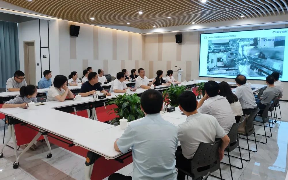拉床,拉刀,自動化,高端拉床,專用機(jī)床,內(nèi)拉床,外拉床,數(shù)控機(jī)床,自動化生產(chǎn)線,工業(yè)機(jī)器人