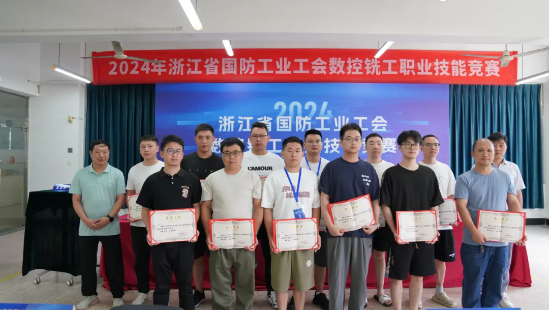 拉床,拉刀,自動化,高端拉床,專用機(jī)床,內(nèi)拉床,外拉床,數(shù)控機(jī)床,自動化生產(chǎn)線,工業(yè)機(jī)器人
