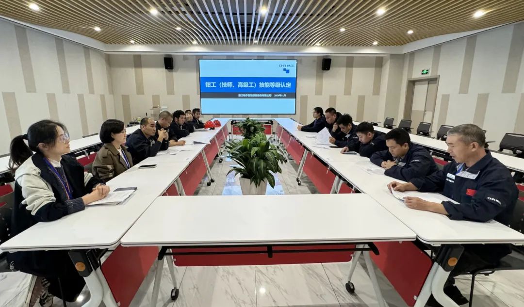 拉床,拉刀,自動化,高端拉床,專用機(jī)床,內(nèi)拉床,外拉床,數(shù)控機(jī)床,自動化生產(chǎn)線,工業(yè)機(jī)器人