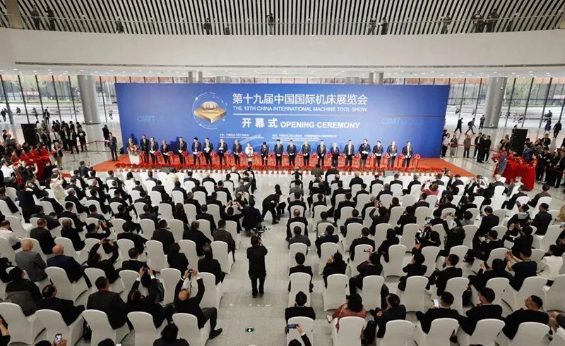 拉床,拉刀,自動(dòng)化,高端拉床,專用機(jī)床,內(nèi)拉床,外拉床,數(shù)控機(jī)床,自動(dòng)化生產(chǎn)線,工業(yè)機(jī)器人