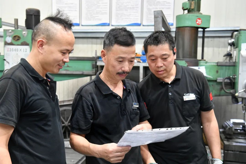 拉床,拉刀,自動化,高端拉床,專用機床,內(nèi)拉床,外拉床,數(shù)控機床,自動化生產(chǎn)線,工業(yè)機器人